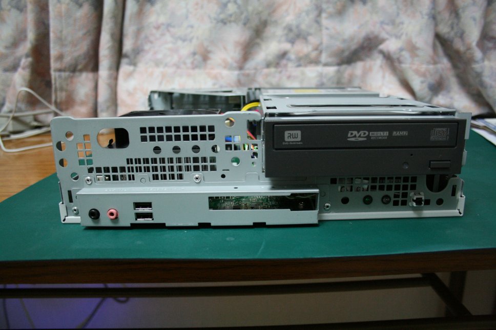 D750/AX正面